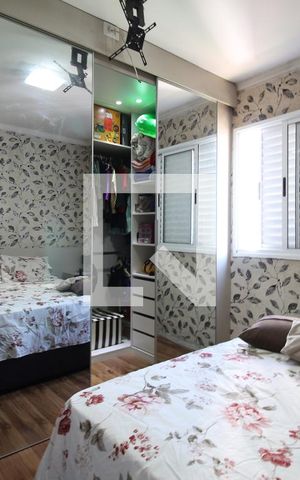 Apartamento à venda com 57m², 2 quartos e 1 vagaQuarto 2