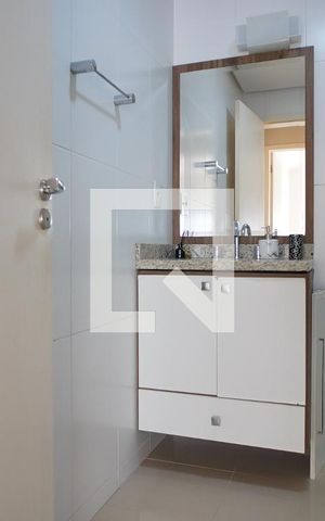 Apartamento para alugar com 78m², 2 quartos e 2 vagasBanheiro Corredor