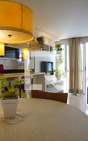 Apartamento para alugar com 78m², 2 quartos e 2 vagasSala