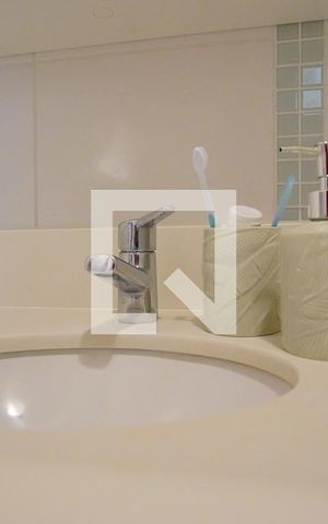 Apartamento para alugar com 78m², 2 quartos e 2 vagasBanheiro suíte