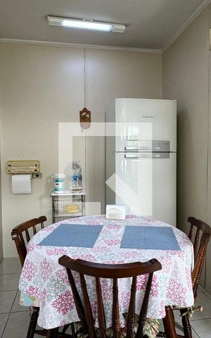 Casa de condomínio à venda com 400m², 5 quartos e 4 vagasCopa