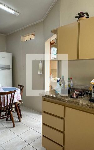 Casa de condomínio à venda com 400m², 5 quartos e 4 vagasCozinha