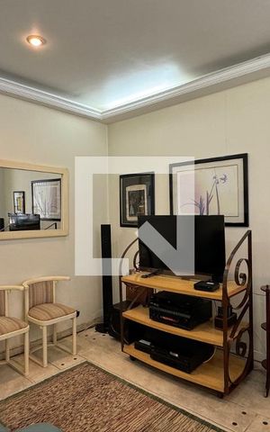 Casa de condomínio à venda com 400m², 5 quartos e 4 vagasSala de TV