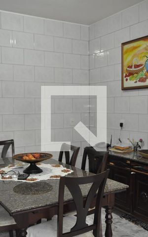 Casa à venda com 191m², 4 quartos e 3 vagasCozinha