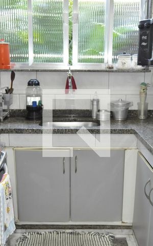 Casa à venda com 191m², 4 quartos e 3 vagasCozinha