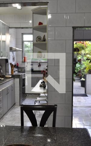 Casa à venda com 191m², 4 quartos e 3 vagasCozinha