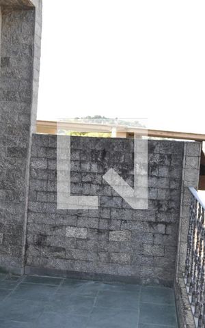 Casa à venda com 191m², 4 quartos e 3 vagasSacada