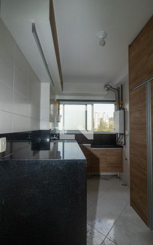 Apartamento à venda com 176m², 3 quartos e 3 vagas Apartamento à venda com 176m², 3 quartos e 3 vagasÁrea de Serviço