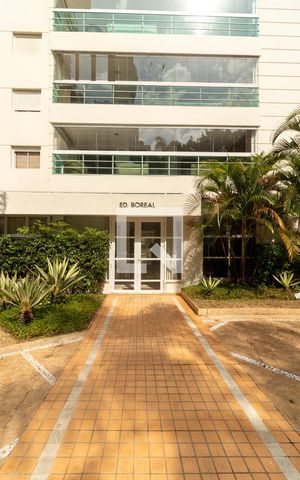 Apartamento à venda com 176m², 3 quartos e 3 vagas Apartamento à venda com 176m², 3 quartos e 3 vagasFachada