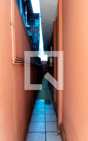Casa à venda com 500m², 4 quartos e 5 vagas Casa à venda com 500m², 4 quartos e 5 vagasCorredor