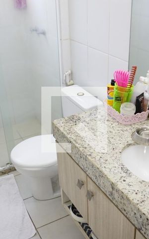 Casa de condomínio à venda com 155m², 4 quartos e 2 vagasbanheiro - Quarto 1 - Suite