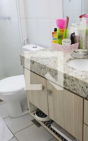 Casa de condomínio à venda com 155m², 4 quartos e 2 vagasbanheiro - Quarto 1 - Suite
