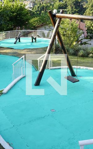 Casa de condomínio à venda com 155m², 4 quartos e 2 vagasÁrea comum - Playground