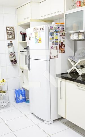Casa de condomínio à venda com 155m², 4 quartos e 2 vagasCozinha