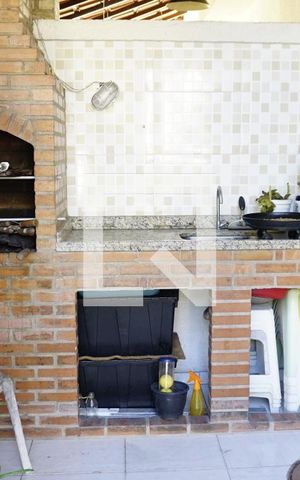 Casa de condomínio à venda com 155m², 4 quartos e 2 vagasÁrea gourmet
