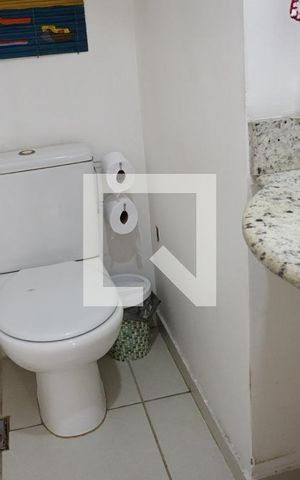 Casa de condomínio à venda com 155m², 4 quartos e 2 vagasLavabo