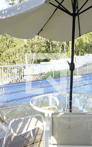 Casa de condomínio à venda com 155m², 4 quartos e 2 vagasÁrea comum - Piscina