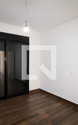 Casa à venda com 230m², 3 quartos e 4 vagas Casa à venda com 230m², 3 quartos e 4 vagasQuarto 2