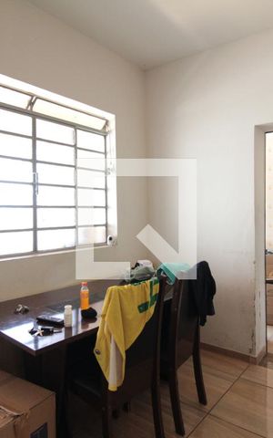 Casa à venda com 110m², 3 quartos e 5 vagasSala