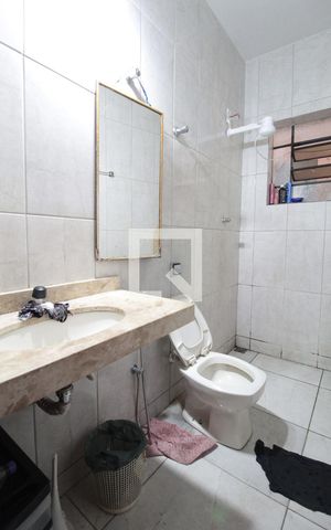 Casa à venda com 110m², 3 quartos e 5 vagasBanheiro Social