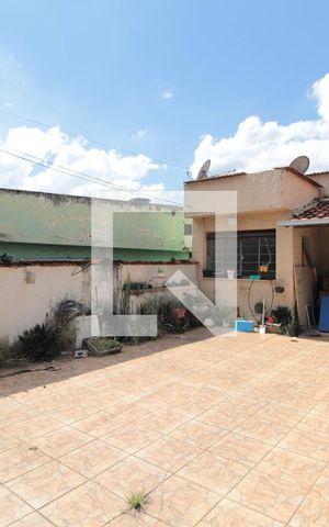 Casa à venda com 110m², 3 quartos e 5 vagasQuintal