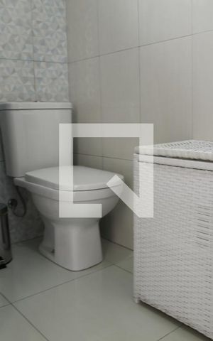 Casa à venda com 168m², 4 quartos e 3 vagasBanheiro