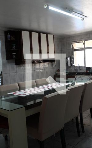 Casa à venda com 168m², 4 quartos e 3 vagasCozinha