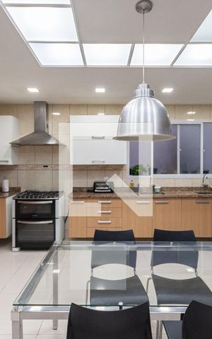 Casa à venda com 200m², 3 quartos e 4 vagasCozinha