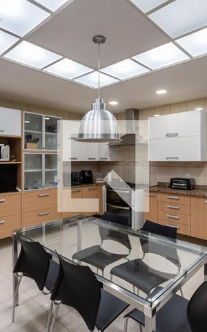 Casa à venda com 200m², 3 quartos e 4 vagasCozinha