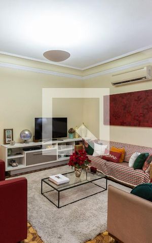 Casa à venda com 200m², 3 quartos e 4 vagasSala 