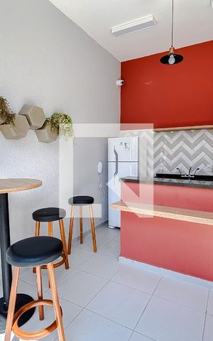 Apartamento para alugar com 38m², 2 quartos e sem vagaÁrea comum - Churrasqueira