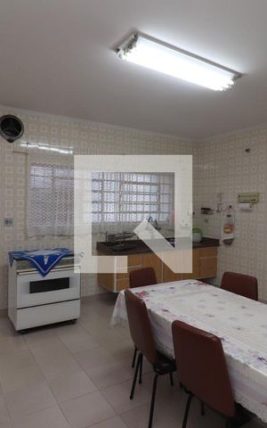 Casa à venda com 200m², 3 quartos e 2 vagasCozinha