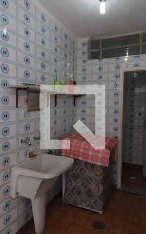 Casa à venda com 200m², 3 quartos e 2 vagasÁrea de Serviço