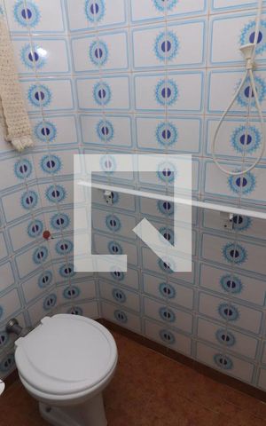 Casa à venda com 200m², 3 quartos e 2 vagasBanheiro de serviço