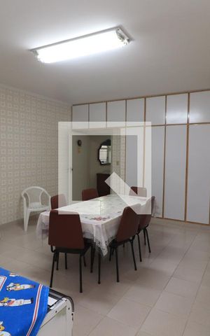 Casa à venda com 200m², 3 quartos e 2 vagasCozinha