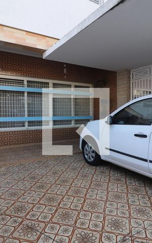 Casa à venda com 200m², 3 quartos e 2 vagasGaragem