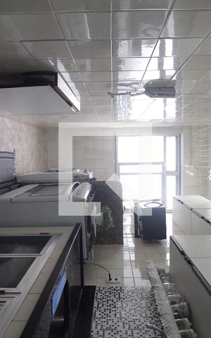 Apartamento à venda com 57m², 2 quartos e 1 vaga Apartamento à venda com 57m², 2 quartos e 1 vagaCozinha e Área de Serviço