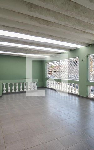 Casa à venda com 275m², 4 quartos e 3 vagasVaranda