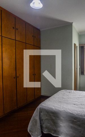 Casa à venda com 275m², 4 quartos e 3 vagasQuarto Suíte