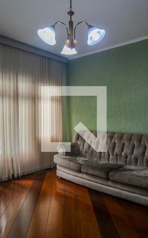 Casa à venda com 275m², 4 quartos e 3 vagasSala