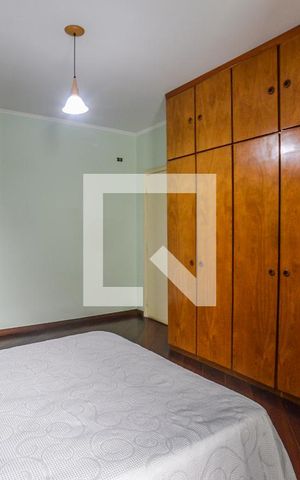 Casa à venda com 275m², 4 quartos e 3 vagasQuarto Suíte