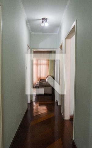 Casa à venda com 275m², 4 quartos e 3 vagasCorredor