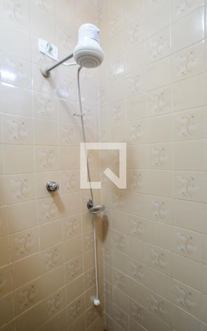 Casa à venda com 275m², 4 quartos e 3 vagasBanheiro da Suíte