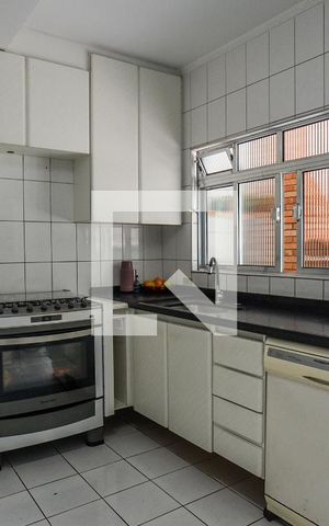 Casa à venda com 275m², 4 quartos e 3 vagasCozinha