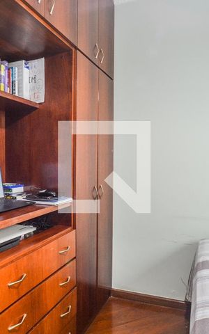 Casa à venda com 275m², 4 quartos e 3 vagasQuarto 2