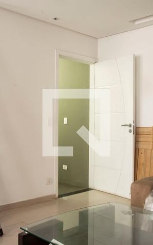 Casa à venda com 240m², 3 quartos e 3 vagas Casa à venda com 240m², 3 quartos e 3 vagasSuíte 2