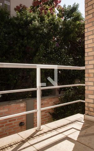 Casa à venda com 240m², 3 quartos e 3 vagas Casa à venda com 240m², 3 quartos e 3 vagasVaranda da Antessala do 2° Piso