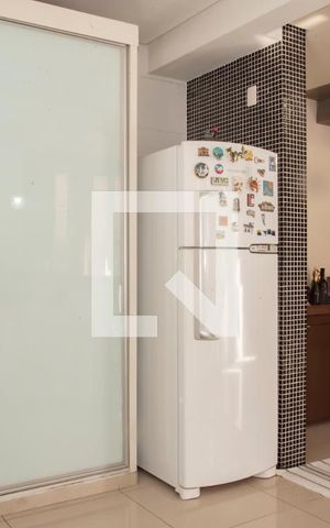 Casa à venda com 240m², 3 quartos e 3 vagas Casa à venda com 240m², 3 quartos e 3 vagasCozinha