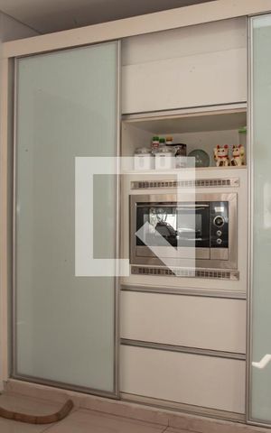Casa à venda com 240m², 3 quartos e 3 vagas Casa à venda com 240m², 3 quartos e 3 vagasCozinha