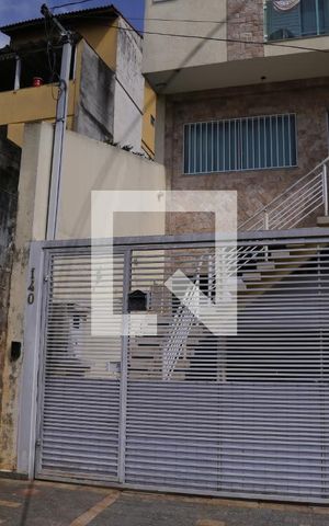 Casa à venda com 173m², 3 quartos e 2 vagasFachada